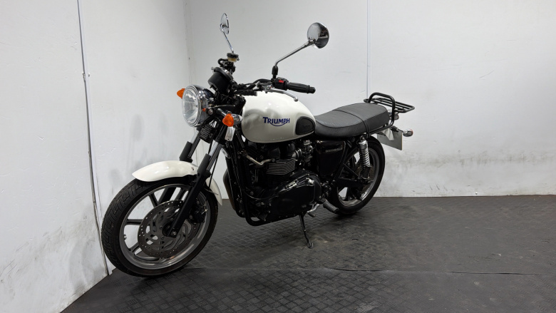 Triumph Bonneville (10MY)